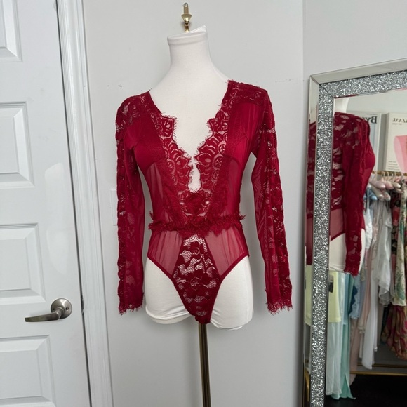 Elegant Red Lace Bodysuit 6 goth luxury - Picture 2 of 5